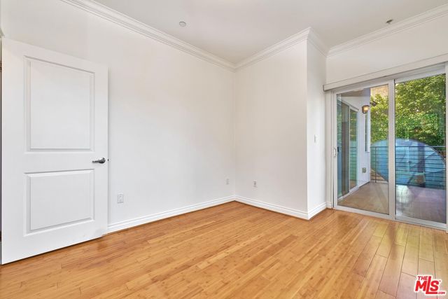 3061 W 12th Place, Los Angeles CA: https://media.crmls.org/mediaz/382d61c1-11e4-40ad-bbc1-7dacba35633a.jpg