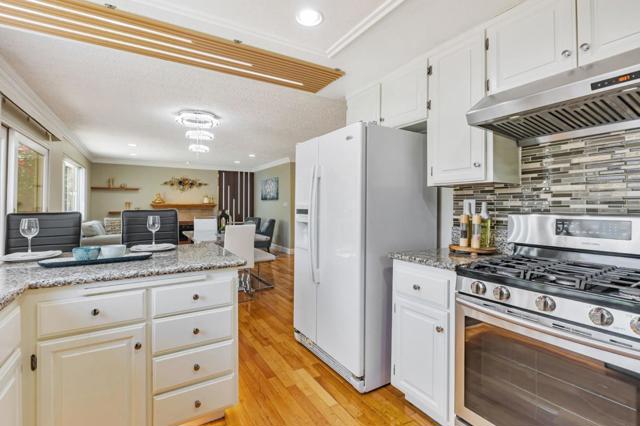 5769 Barnswell Way, San Jose CA: https://media.crmls.org/mediaz/382d6ecd-cae2-468b-9465-8856c5281624.jpg