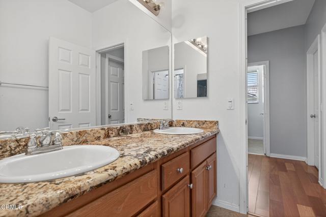6573 Pinnacle Court, Moorpark CA: https://media.crmls.org/mediaz/382da4af-1fbf-4d49-b9ea-c2fe441a45bc.jpg
