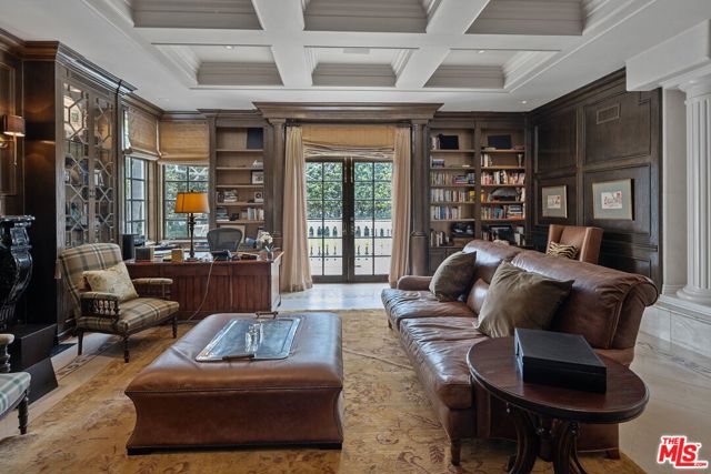 136 Georgina Avenue, Santa Monica CA: https://media.crmls.org/mediaz/382e00f4-a72e-4edb-aea7-ce4bbbcd17ed.jpg