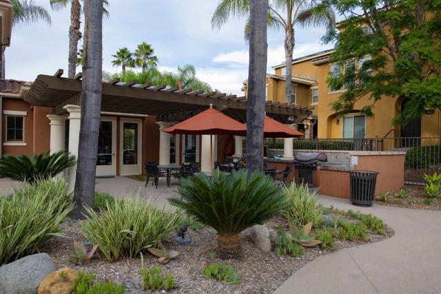 Detail Gallery Image 28 of 35 For 1811 Lime Ct #9,  Chula Vista,  CA 91913 - 2 Beds | 2/1 Baths