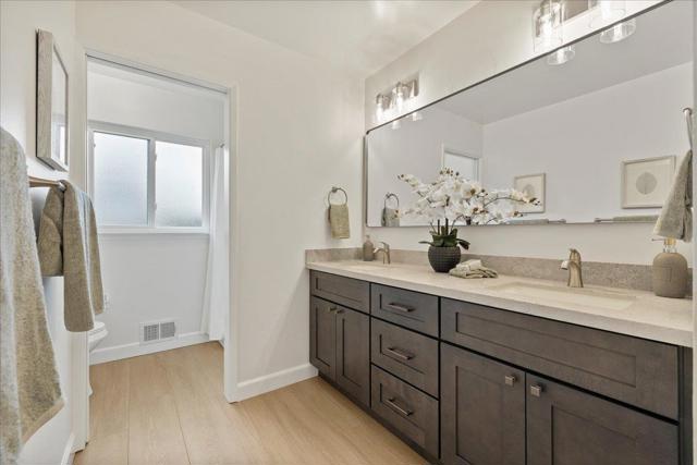 14000 Jerries Drive, Saratoga CA: https://media.crmls.org/mediaz/3830776b-adee-4b09-908a-634e5a351ef3.jpg