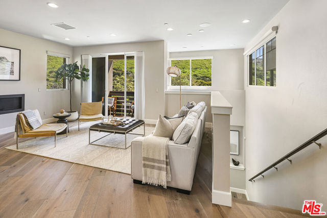 12864 South Seaglass Circle photo 4