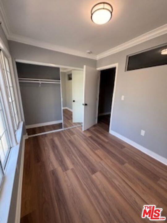 6226 3/4 De Longpre Avenue, Los Angeles CA: https://media.crmls.org/mediaz/3830c438-bc5a-4412-81db-0cf781948f2c.jpg