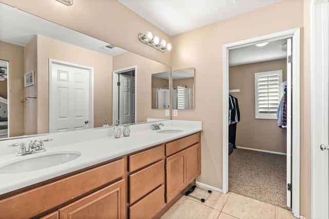 Image 34 of 53 For 82688 Mandrone Drive