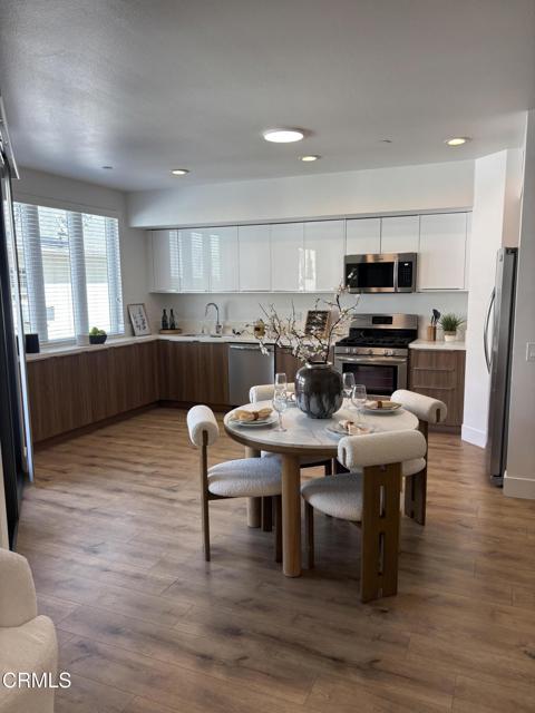 Detail Gallery Image 12 of 23 For 239 S Marengo Ave #201,  Pasadena,  CA 91101 - 2 Beds | 2 Baths