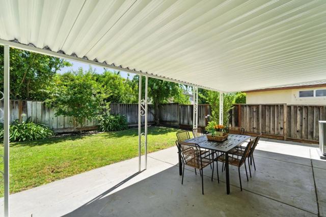 362 El Portal Way, San Jose CA: https://media.crmls.org/mediaz/38335e94-1366-4303-bdb6-e9ed90b41604.jpg