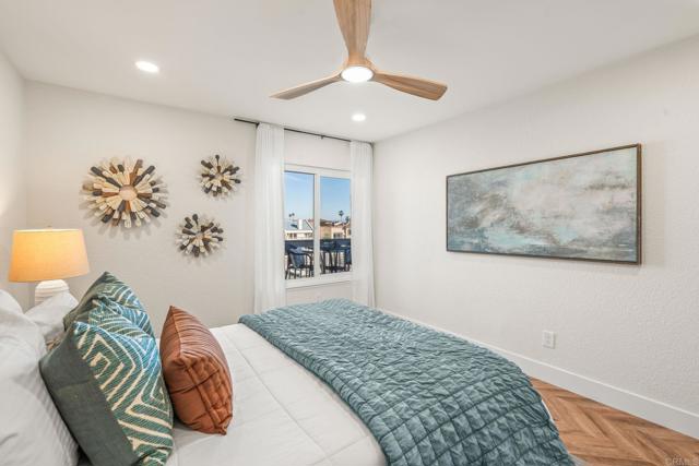 Detail Gallery Image 32 of 52 For 90 Montego Ct, Coronado,  CA 92118 - 2 Beds | 2/1 Baths