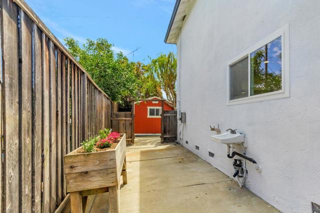 4765 Corrales Drive, San Jose CA: https://media.crmls.org/mediaz/38351b5c-f0f4-4a30-968a-7af4f94633f4.jpg