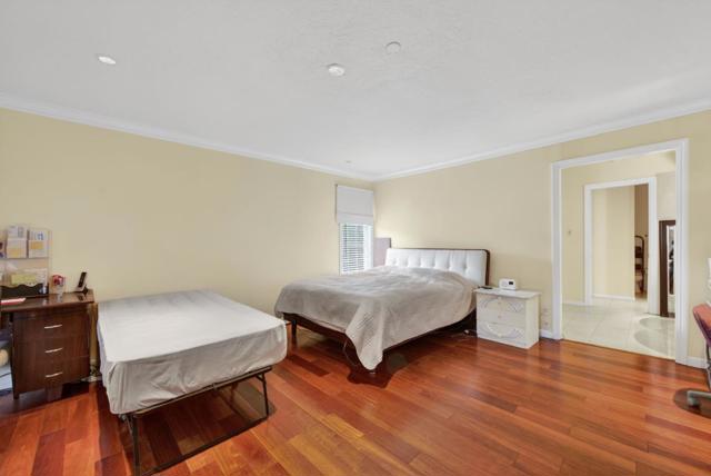 746 Jacaranda Circle, Hillsborough CA: https://media.crmls.org/mediaz/383547e6-e86f-4a78-bdc9-b6e3630d2d12.jpg