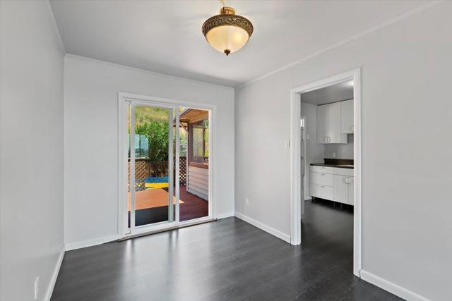 659 Ash Avenue, South San Francisco CA: https://media.crmls.org/mediaz/38355e51-958c-49ab-8fe8-f7d001297c53.jpg