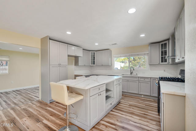 Detail Gallery Image 9 of 57 For 754 Wesley Ave, Vacaville,  CA 95688 - 4 Beds | 3 Baths