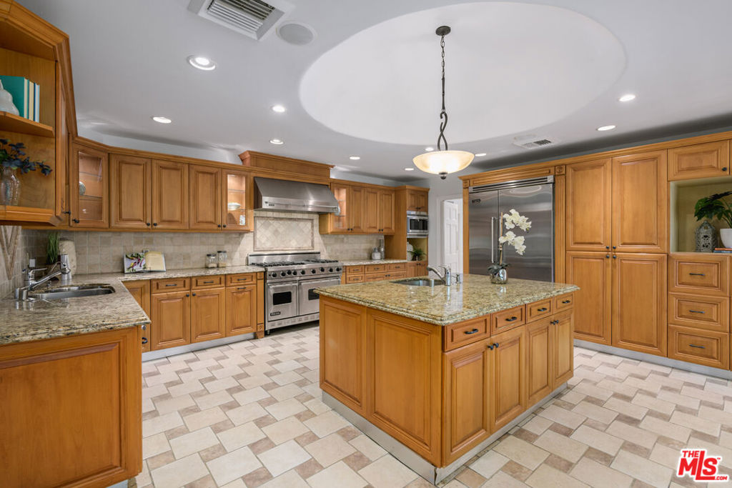 MLS #25593237 image #15