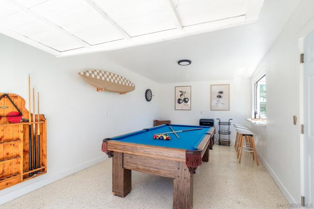 4175 35th St, San Diego CA: https://media.crmls.org/mediaz/3836e533-649b-4f9c-9cf8-b37b3d2efc87.jpg