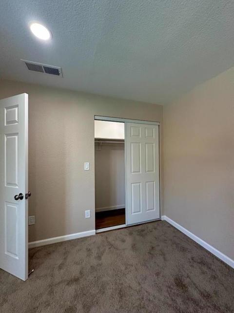 130 E 21st Street, Tracy CA: https://media.crmls.org/mediaz/3836f406-0c39-4ef3-b572-84e63d000873.jpg