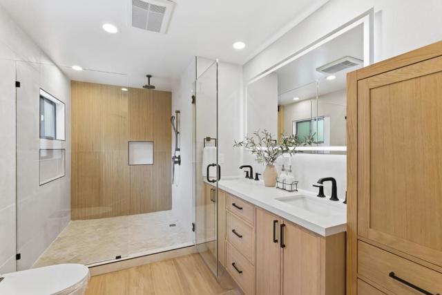 Image 27 of 36 For 999 Andover Way