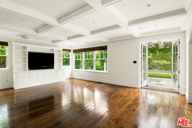501 Toyopa Drive photo 8
