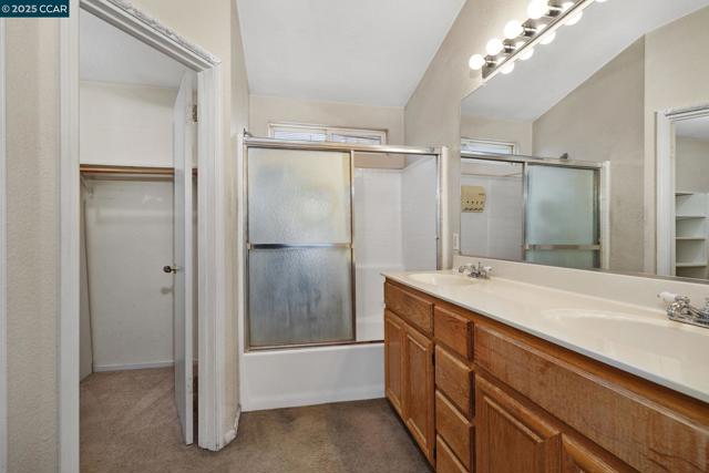 109 Greenmeadow Cir, Pittsburg CA: https://media.crmls.org/mediaz/3839846d-c625-4c62-abb9-73e1b771d87c.jpg
