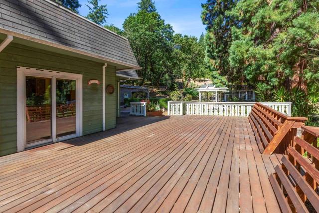 22370 Old Santa Cruz Highway, Los Gatos CA: https://media.crmls.org/mediaz/383a55d5-9446-49f7-95cd-7fe30047c719.jpg