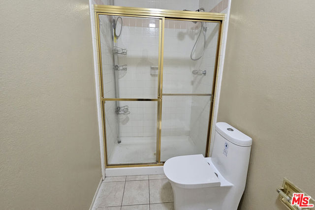 18130 Oxnard Street, Tarzana CA: https://media.crmls.org/mediaz/383a6eab-3e2a-4048-830f-c694c5a9634f.jpg