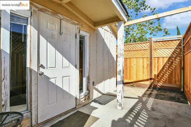 5071 Bonwell Drive, Concord CA: https://media.crmls.org/mediaz/383b9dd8-0704-43d9-9b7b-ae85db156622.jpg