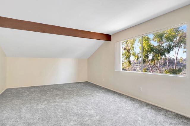 1480 Bridgeview Dr, San Diego CA: https://media.crmls.org/mediaz/383c25b6-2a46-477b-b166-8b7f5b304bdc.jpg