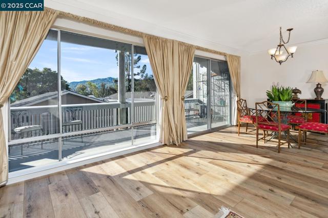 1816 Golden Rain, Walnut Creek CA: https://media.crmls.org/mediaz/383c4da9-1fa0-4952-98e9-50cbdc45230d.jpg