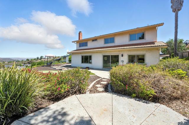 Detail Gallery Image 37 of 47 For 2165 Flying Hills Ln, El Cajon,  CA 92020 - 3 Beds | 2/1 Baths