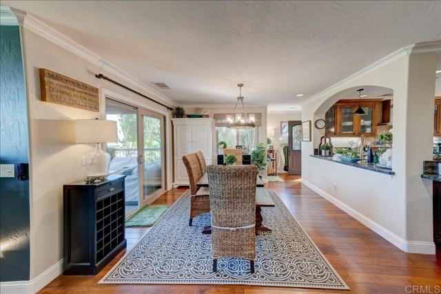 Detail Gallery Image 12 of 57 For 7608 Camino Abierto, Carlsbad,  CA 92009 - 3 Beds | 2/1 Baths