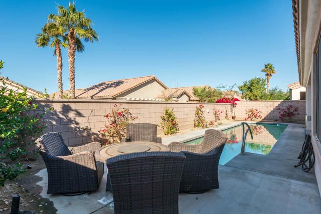 37417 Mojave Sage Street, Palm Desert CA: https://media.crmls.org/mediaz/38427b52-9006-470b-a6bf-b90850222193.jpg