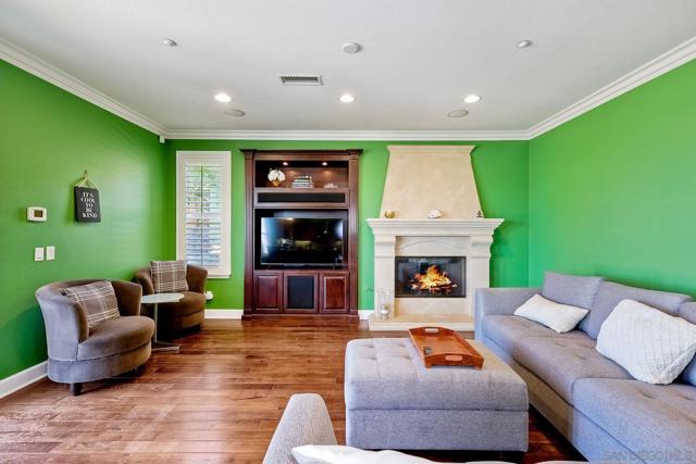 15068 Creek Hills Rd, El Cajon CA: https://media.crmls.org/mediaz/3842844a-2314-407c-b441-942ef6ad286d.jpg