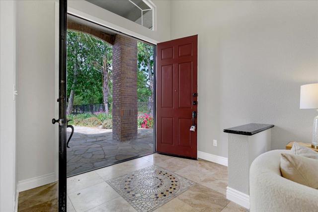 4480 Peacock Court, Dublin CA: https://media.crmls.org/mediaz/38434347-0fd9-46fb-b539-270e4fd03849.jpg