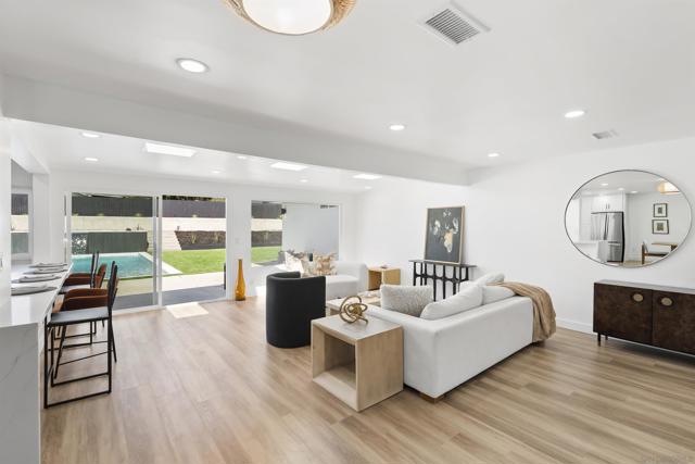 1110 Sea Village Dr, Cardiff by the Sea CA: https://media.crmls.org/mediaz/384358a8-eec2-4d84-a7a0-dbd69fe72b72.jpg