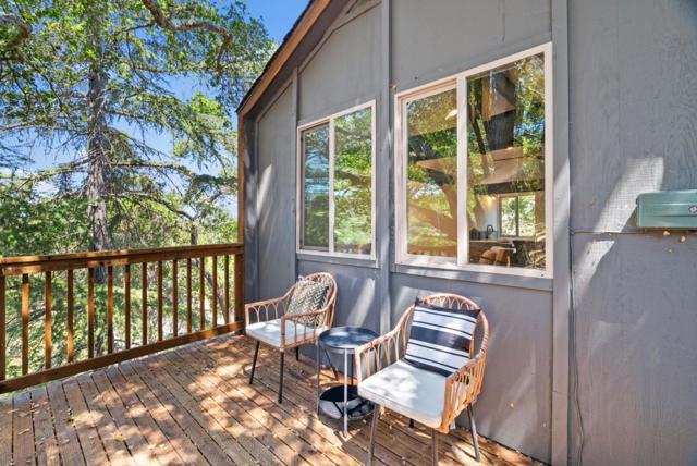 120 Pinta Court, Los Gatos CA: https://media.crmls.org/mediaz/38444622-4e24-4a6f-b734-40cc0f11ec00.jpg