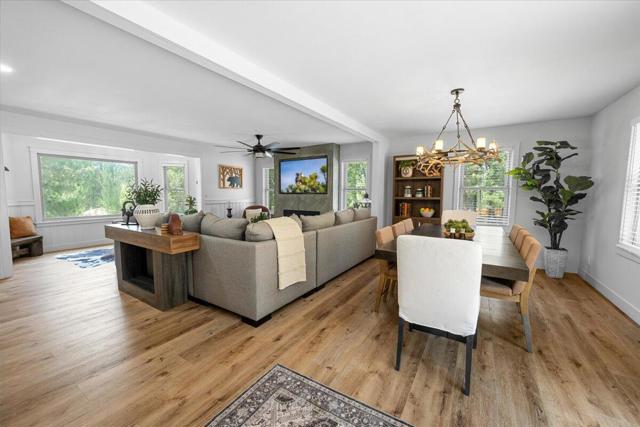 641 Highland Road, Big Bear CA: https://media.crmls.org/mediaz/3844ac91-561b-4c91-8a3a-0b21c7508b6e.jpg