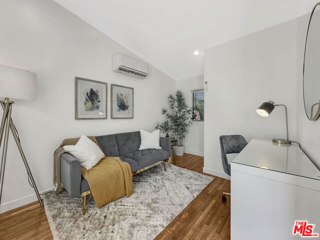 1037 W 83rd Street, Los Angeles CA: https://media.crmls.org/mediaz/384500be-e25c-4189-a7ca-50612298c475.jpg