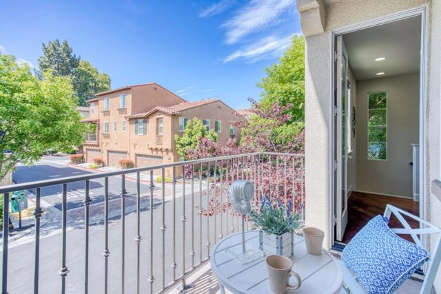 505 Holthouse Terrace, Sunnyvale CA: https://media.crmls.org/mediaz/3845f18b-3254-4e54-98af-331872e6bdf3.jpg