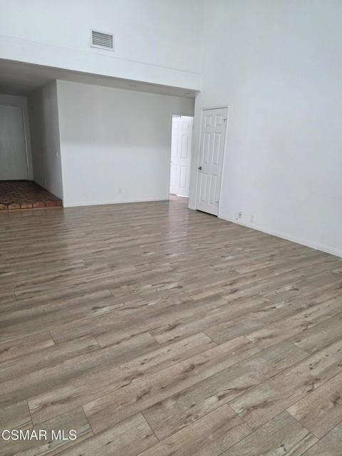 3030 Morningside Drive, Thousand Oaks CA: https://media.crmls.org/mediaz/38462d33-9a8a-4058-865a-f8753b96d416.jpg