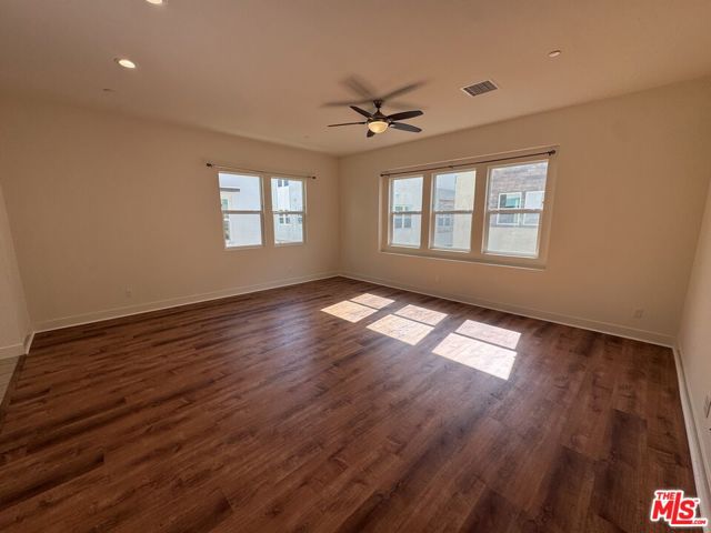 905 E Mason Lane, Anaheim CA: https://media.crmls.org/mediaz/384692e1-a83d-4f90-ae7b-31d6f805dac0.jpg