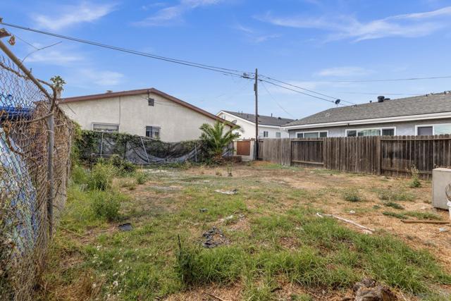 4718 130th, Hawthorne, California 90250, 3 Bedrooms Bedrooms, ,2 BathroomsBathrooms,Single Family Residence,For Sale,130th,240022481SD