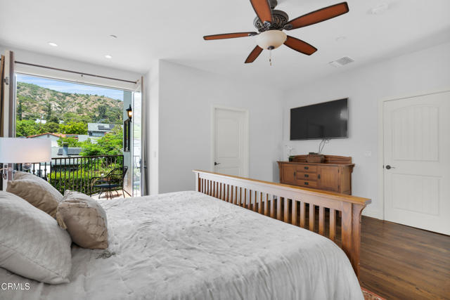 171 N Sunset Place, Monrovia CA: https://media.crmls.org/mediaz/3848efad-97e5-4ba7-8a4d-14bdc76a074b.jpg