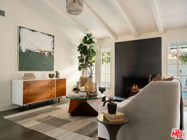 14300 Runnymede Street, Van Nuys CA: https://media.crmls.org/mediaz/384a14c3-5779-4627-9ee4-ca3378b68462.jpg