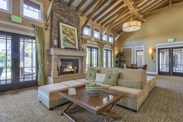 1542 Windshore Way, Oxnard CA: https://media.crmls.org/mediaz/384a30cb-90ef-41b0-86b7-3f7b0487c82a.jpg
