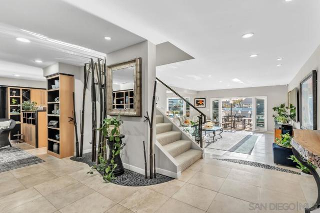 36 Admiralty Cross, Coronado CA: https://media.crmls.org/mediaz/384b69f0-c3b6-45bd-92b1-b1cdbbabd436.jpg