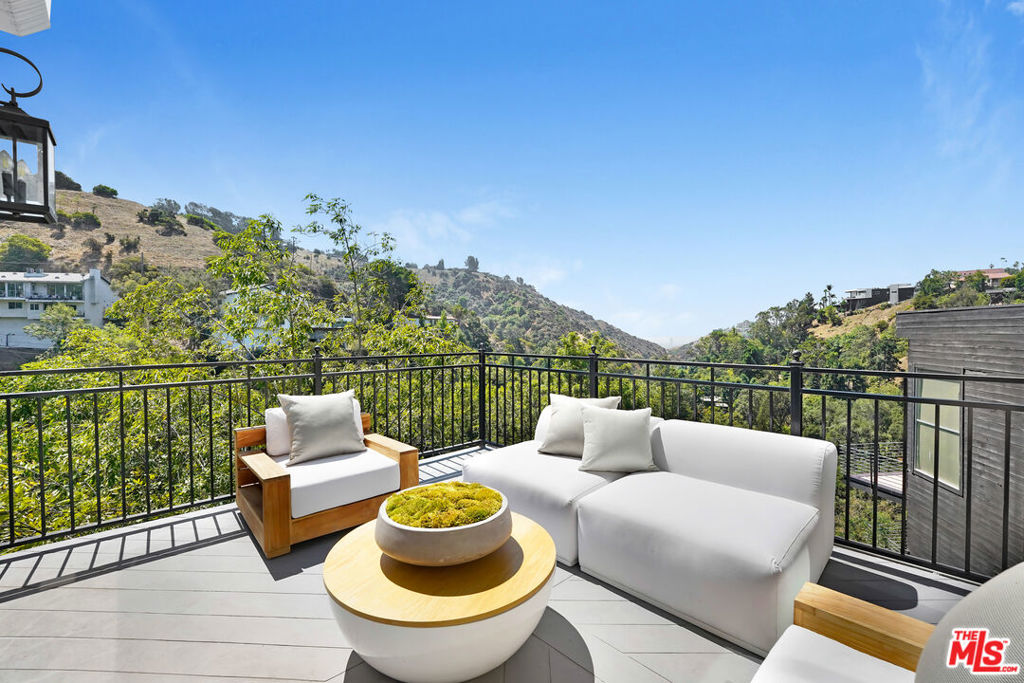 2506 Zorada Drive