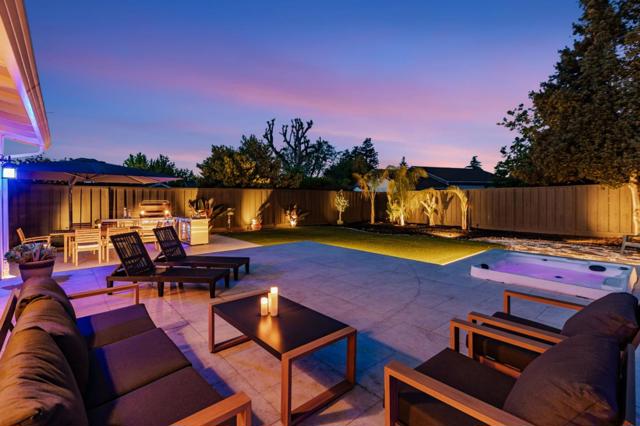 2924 Vivian Lane, San Jose CA: https://media.crmls.org/mediaz/384bc108-b3f7-4877-ab58-ac144fda62ce.jpg