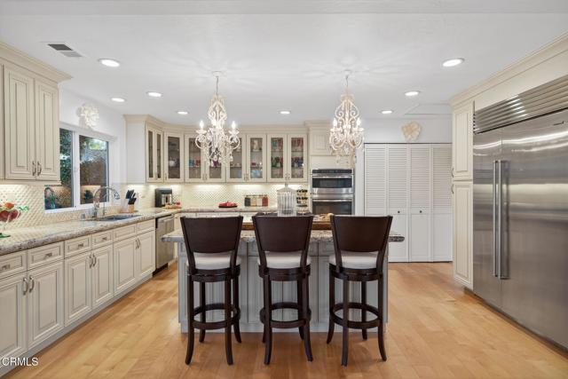 1454 S La Luna Avenue, Ojai CA: https://media.crmls.org/mediaz/384d2aa0-ae0a-4f49-9df4-35cd9ea070d9.jpg