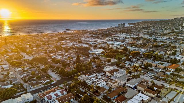 1122 Oliver Ave, San Diego CA: https://media.crmls.org/mediaz/384dd01a-22b0-4a28-8bc1-b69624e44faf.jpg