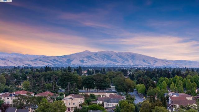 3664 Thrush Terrace, Fremont CA: https://media.crmls.org/mediaz/384deae4-8354-4a79-b05d-02f3bc8f38a3.jpg