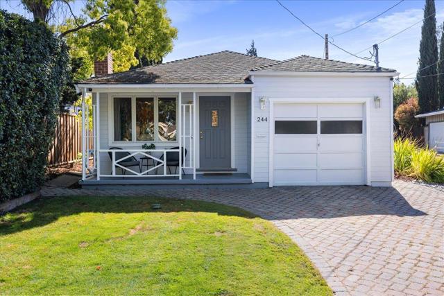244 Hillview Avenue, Redwood City CA: https://media.crmls.org/mediaz/384ee6a9-2901-42c9-b4fa-983d45f20b0e.jpg